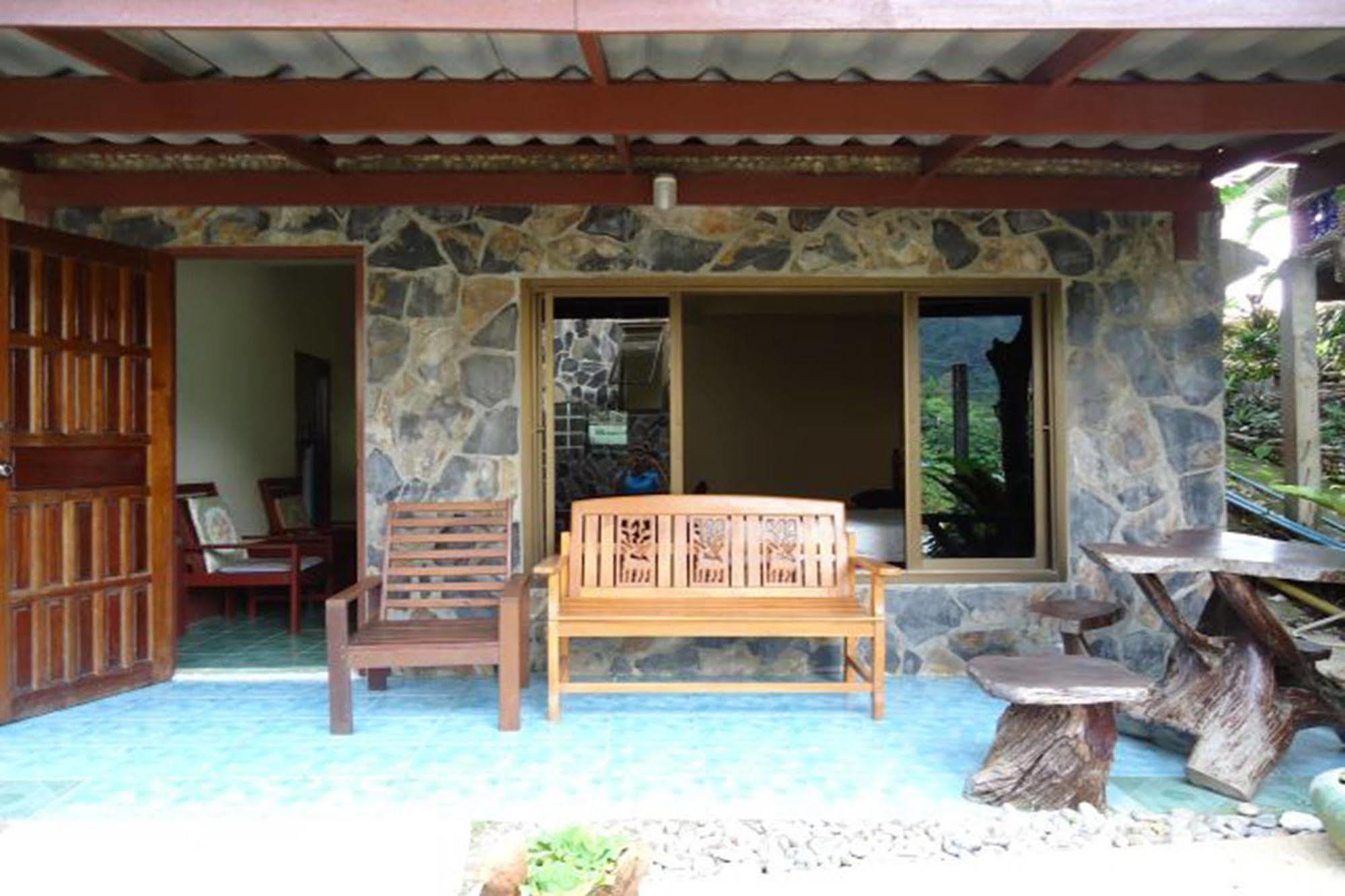 Koh Chang Hut Hotel Exterior foto